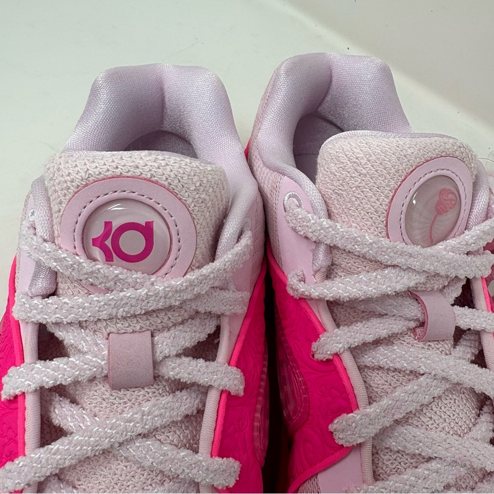 New Nike KD 16 NRG Aunt Pearl Kay Yow Hyper Pink  Mens 7.5 Wmns 9 FN4929-600 - Picture 2 of 9